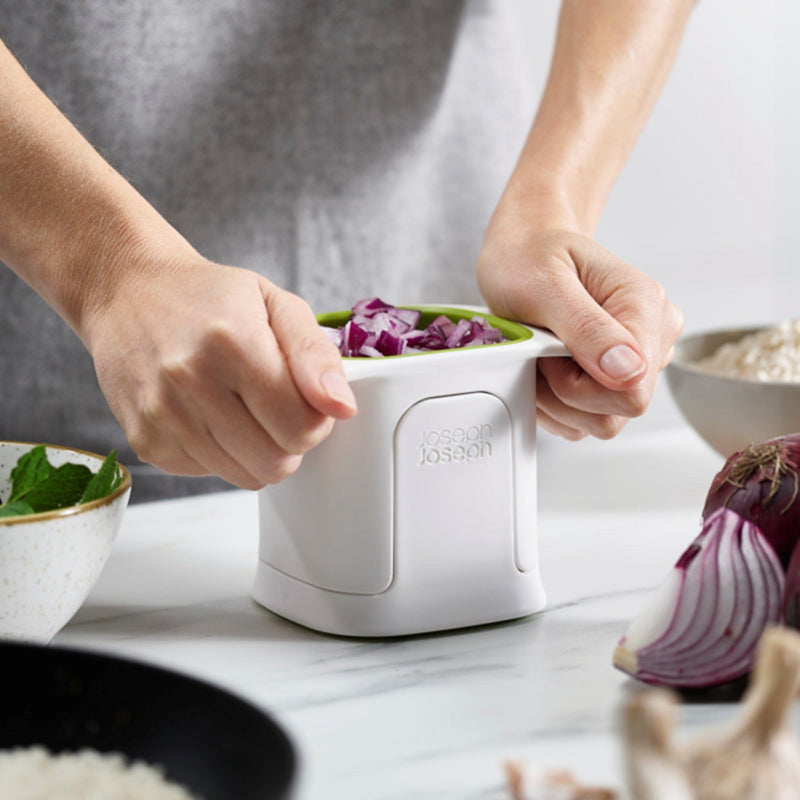 Joseph Joseph - ChopCup Vegetable chopper