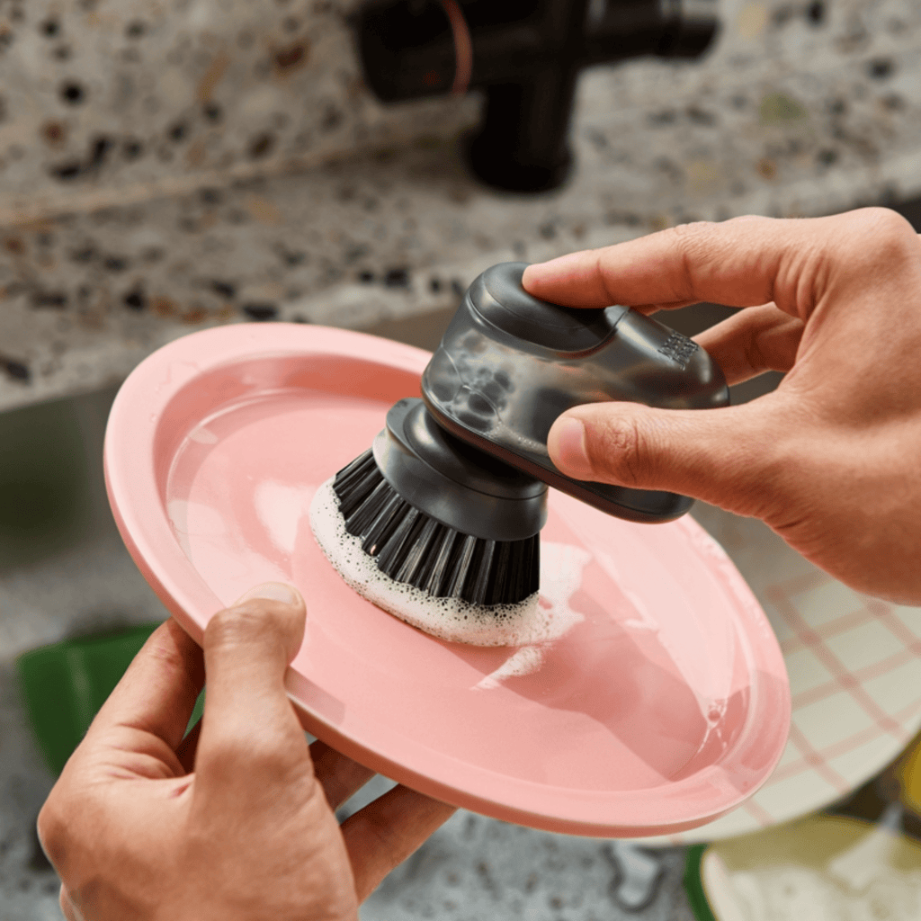 Joseph Jospeh SinkTech™ Soap Dispensing Palm Dish Brush