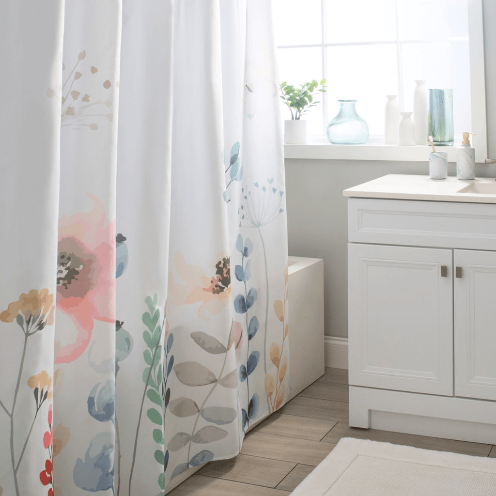 Moda at Home Shower Curtain, Jardin