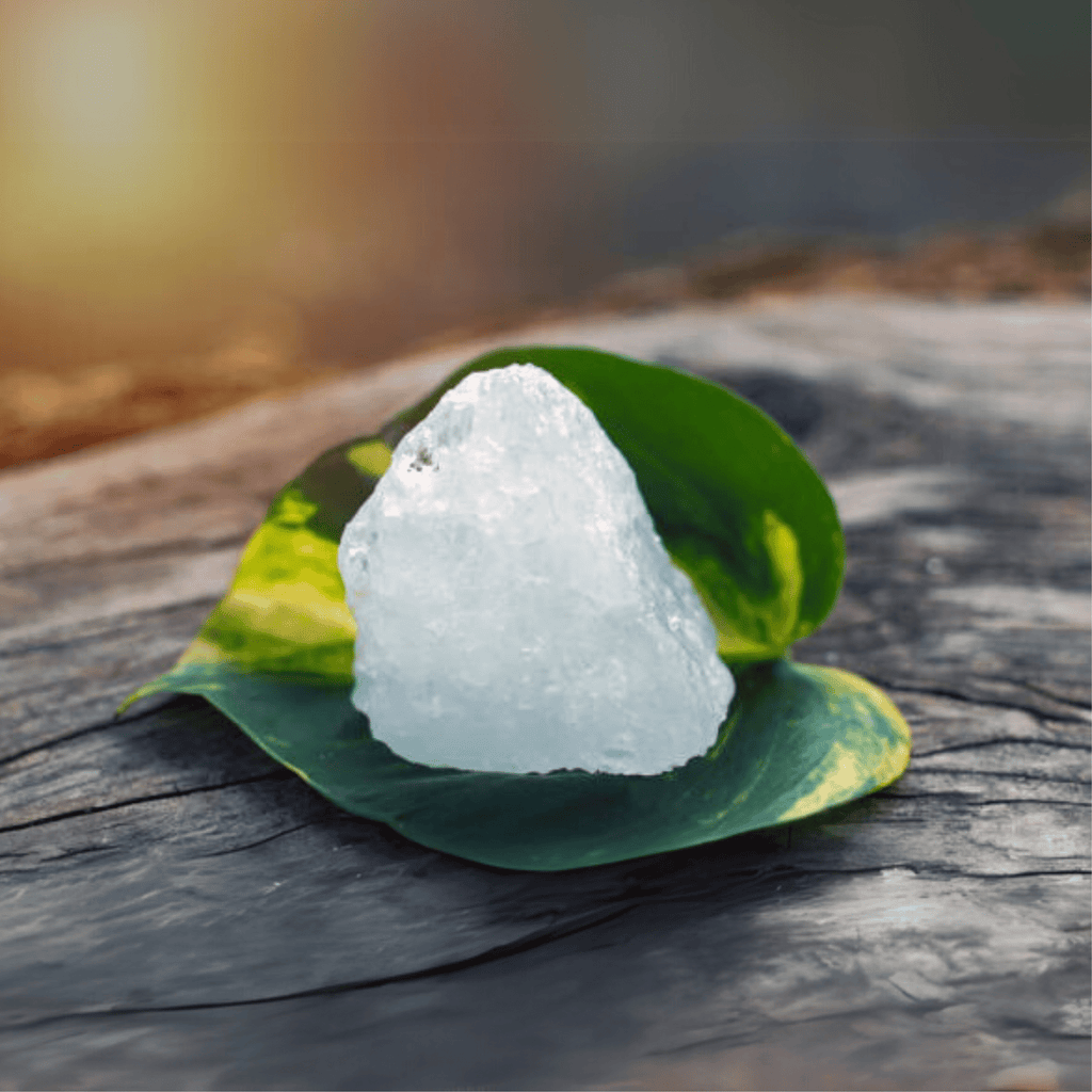 Tadé Alum Stone