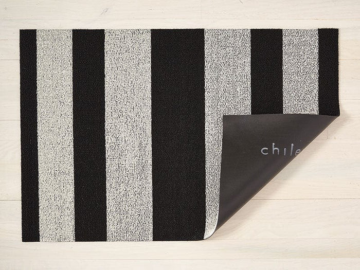 Chilewich Plynyl® Shag, Bold Stripe Black & White