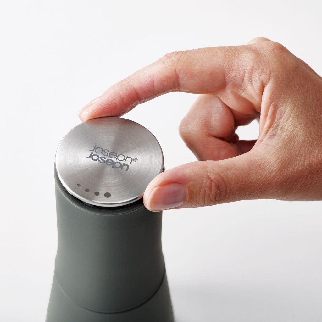 Joseph Joseph Milltop™ No-Spill Salt & Pepper Mills