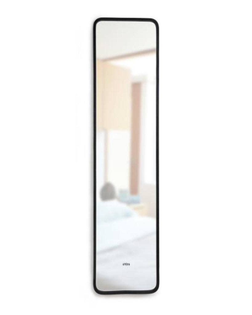 Umbra Hub Leaning Mirror, Black