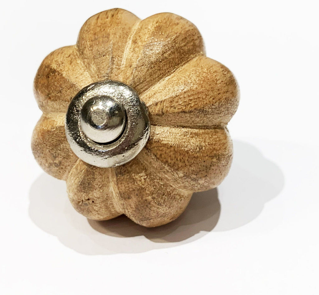 Wood Petal Knob, Cream